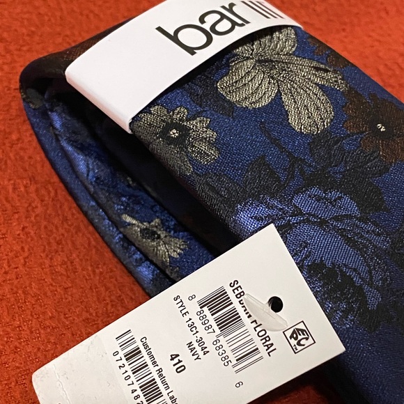 Bar III Beautiful TIES - Picture 1 of 4